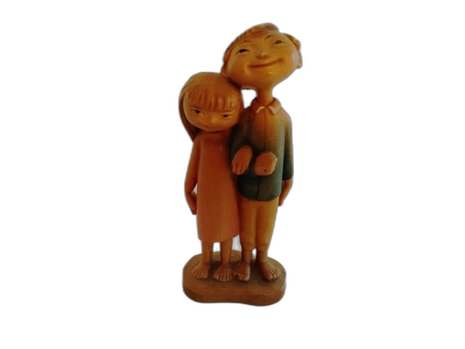 A-063 - Boy and Girl Embracing - Photo 1