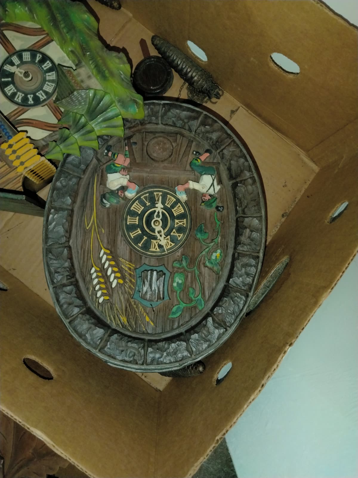 CL-003 German Cuckoo Clock image 2