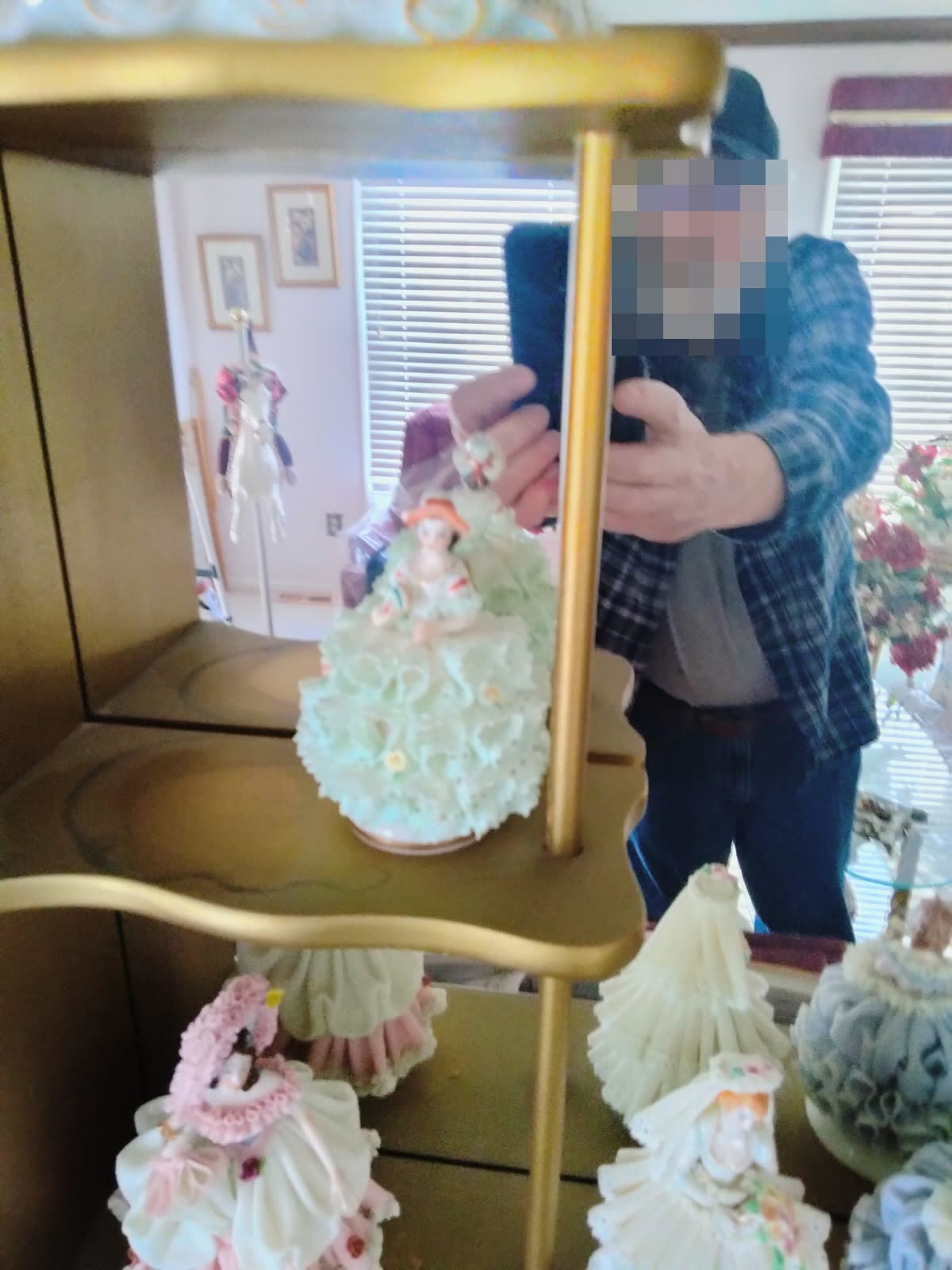 C3-003 Dresden Doll Detail Photos B image 1