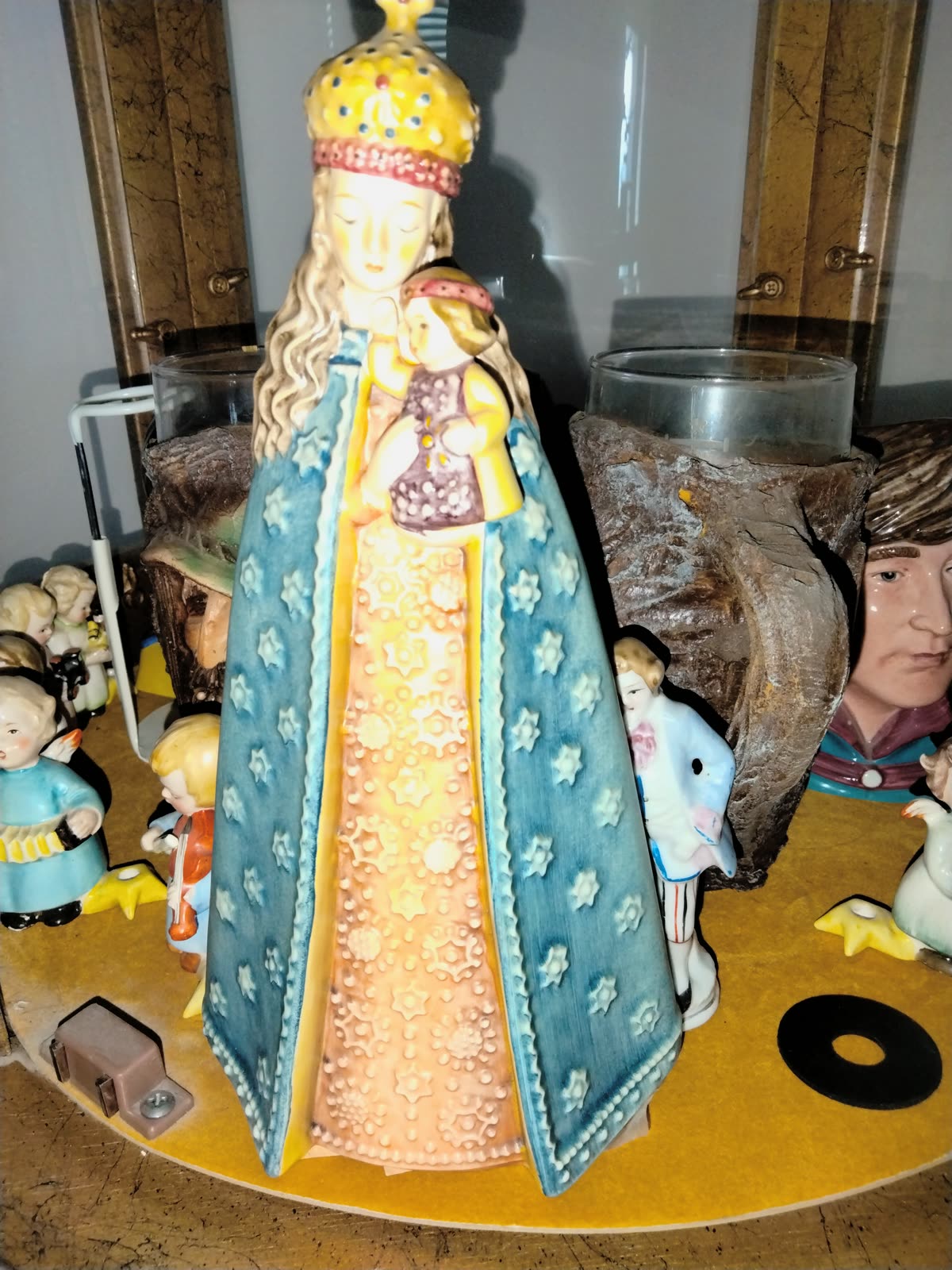 C1-002 Hummel Detail / Mark Photos image 1