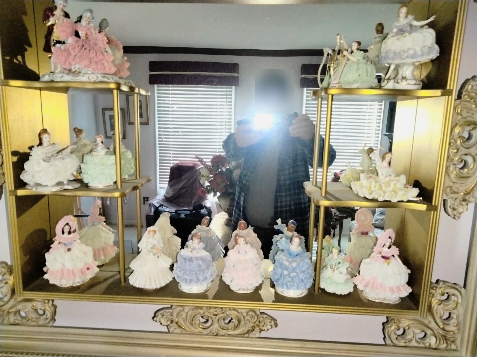 C3-001 Dresden Doll Collection image 1