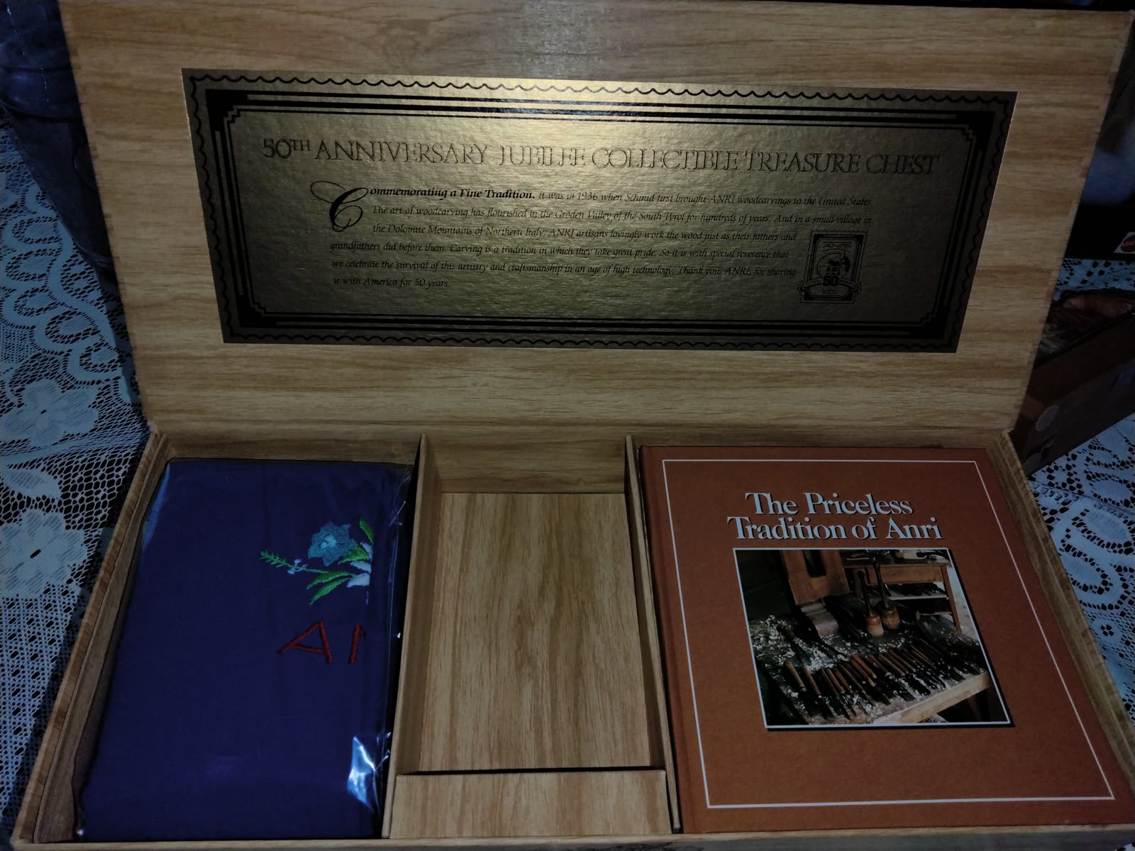 C2-001 Anri Book & Treasure Chest Lot image 3