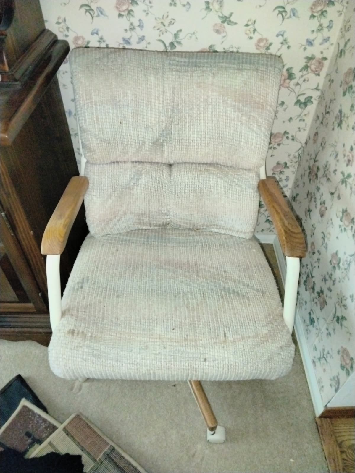 KT-007 Kitchen Table With 4 Chairs image 3