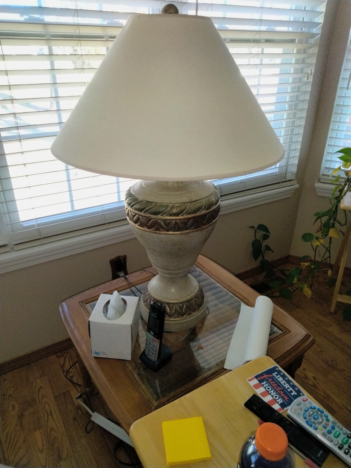 FM-003 End Table image 1