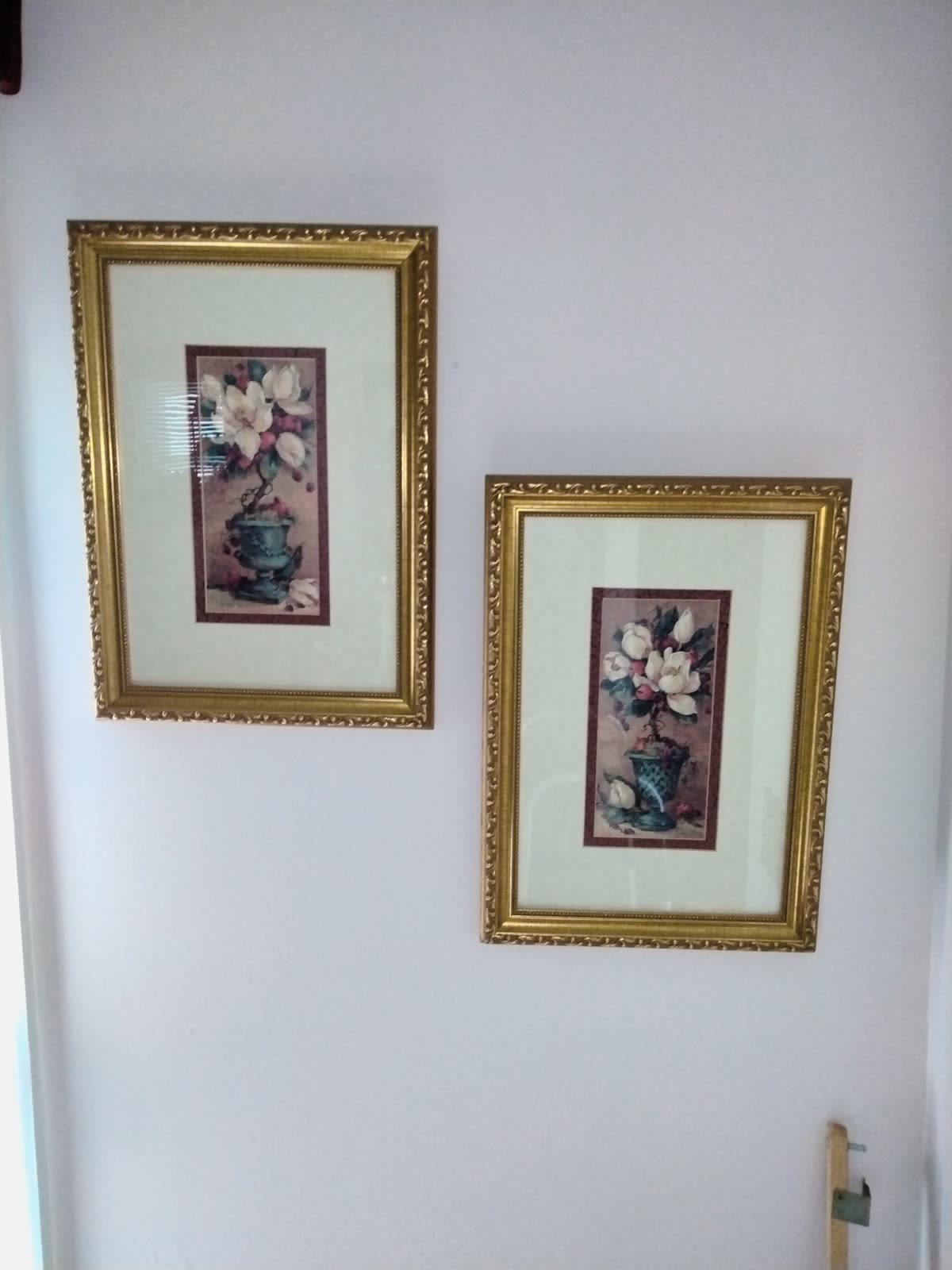 PI-009 Matching Framed Floral Prints Pair image 1