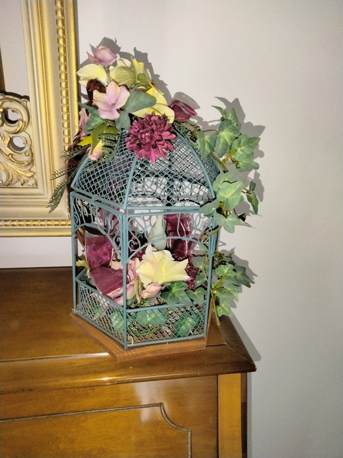 FL-019 Decorative Metal Birdcage Floral Display image 1