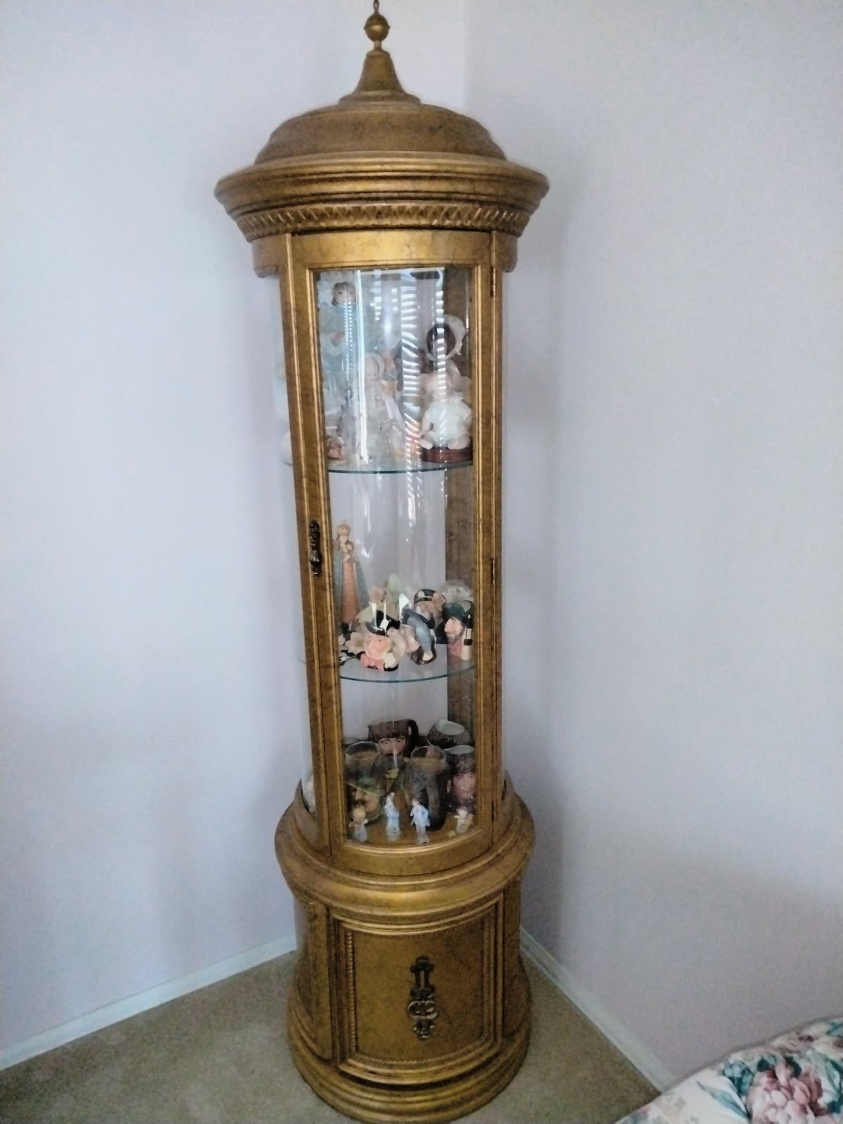 C1-004 Round Curio Display Cabinet image 1