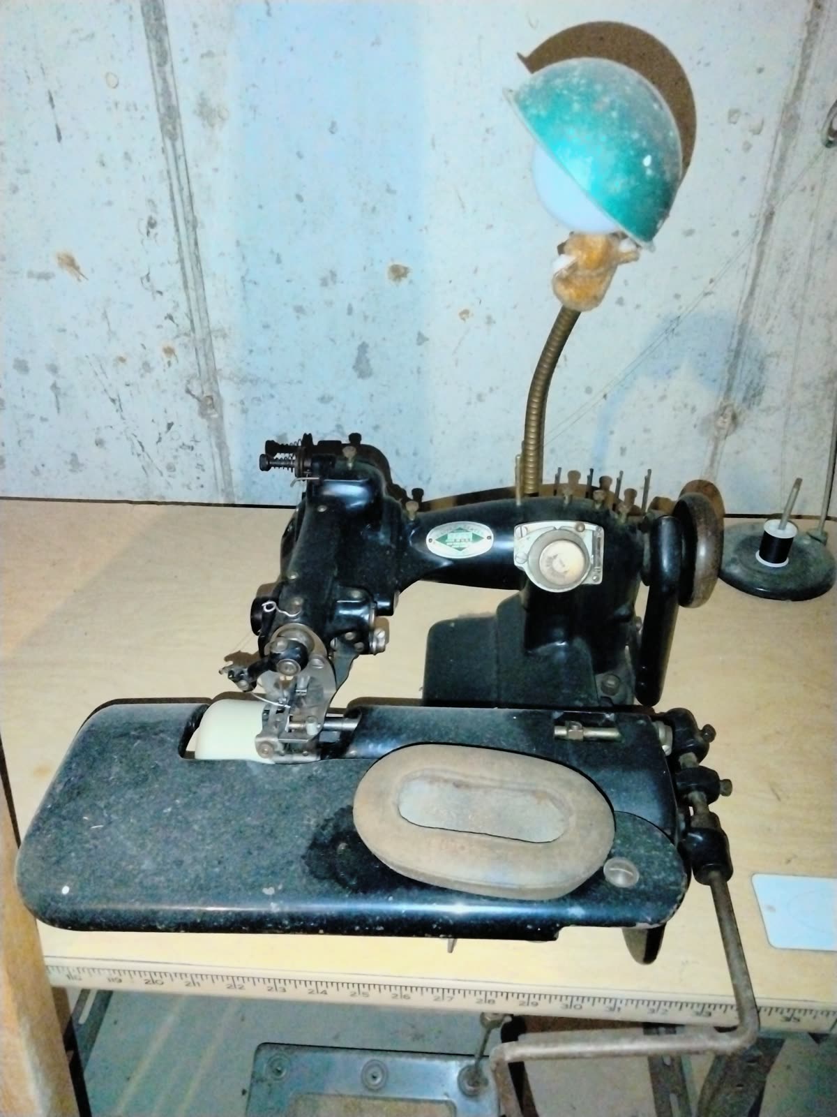 DS-005 Industrial Blind Stitch Machine image 2