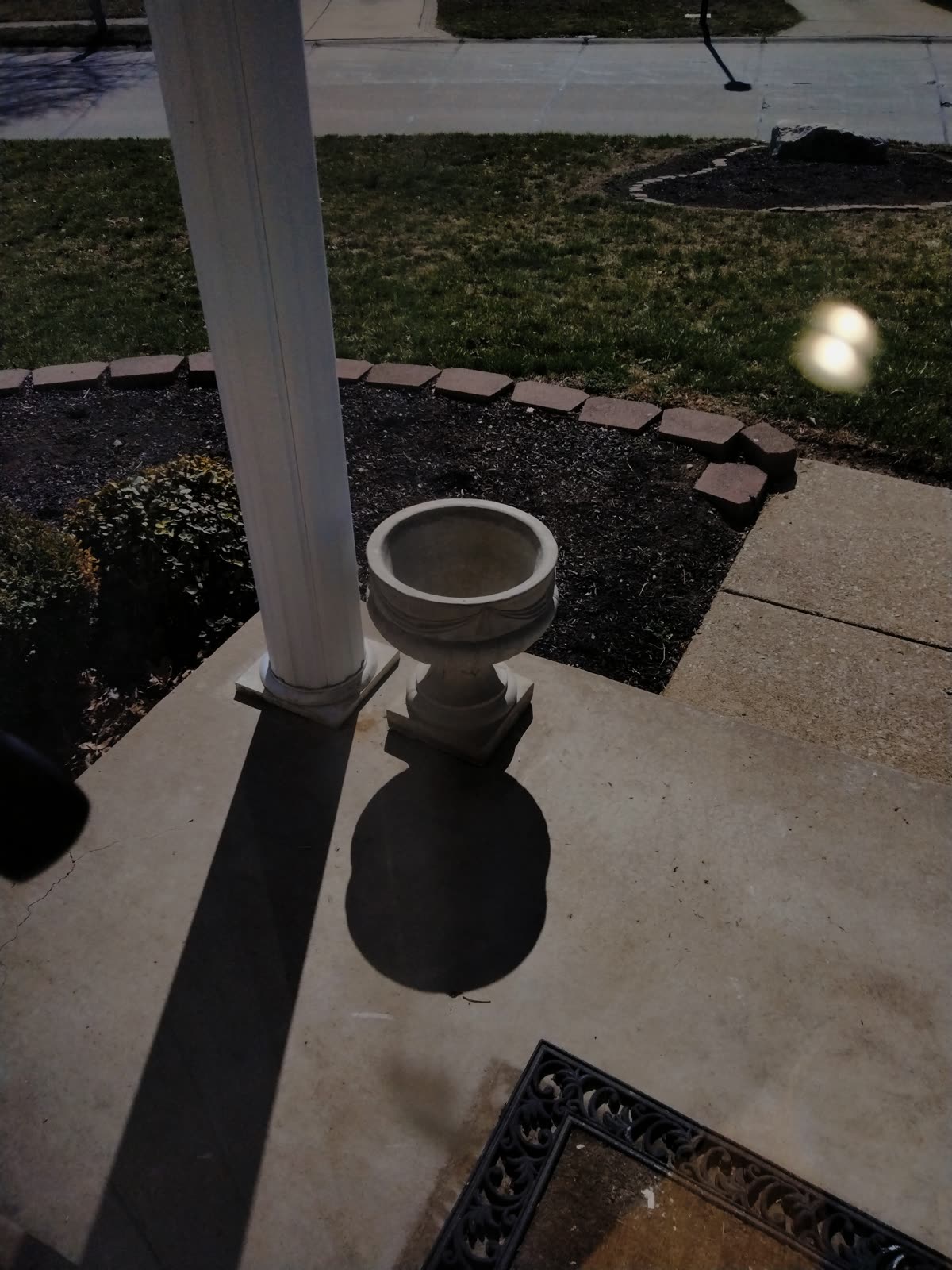 OU-001 Outdoor Urn Planters Pair image 2