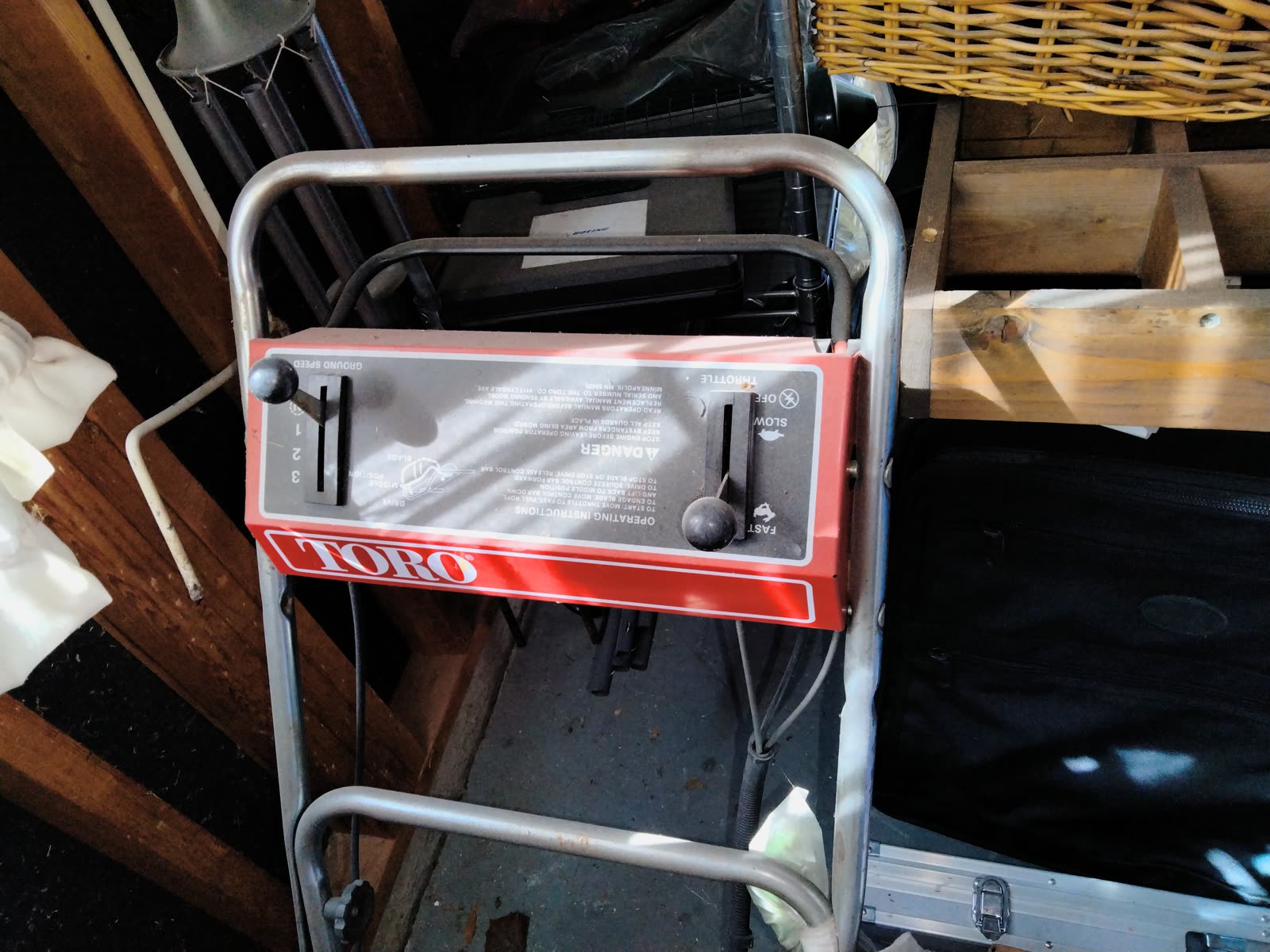 GA-010 Toro Mower w/Bag image 1