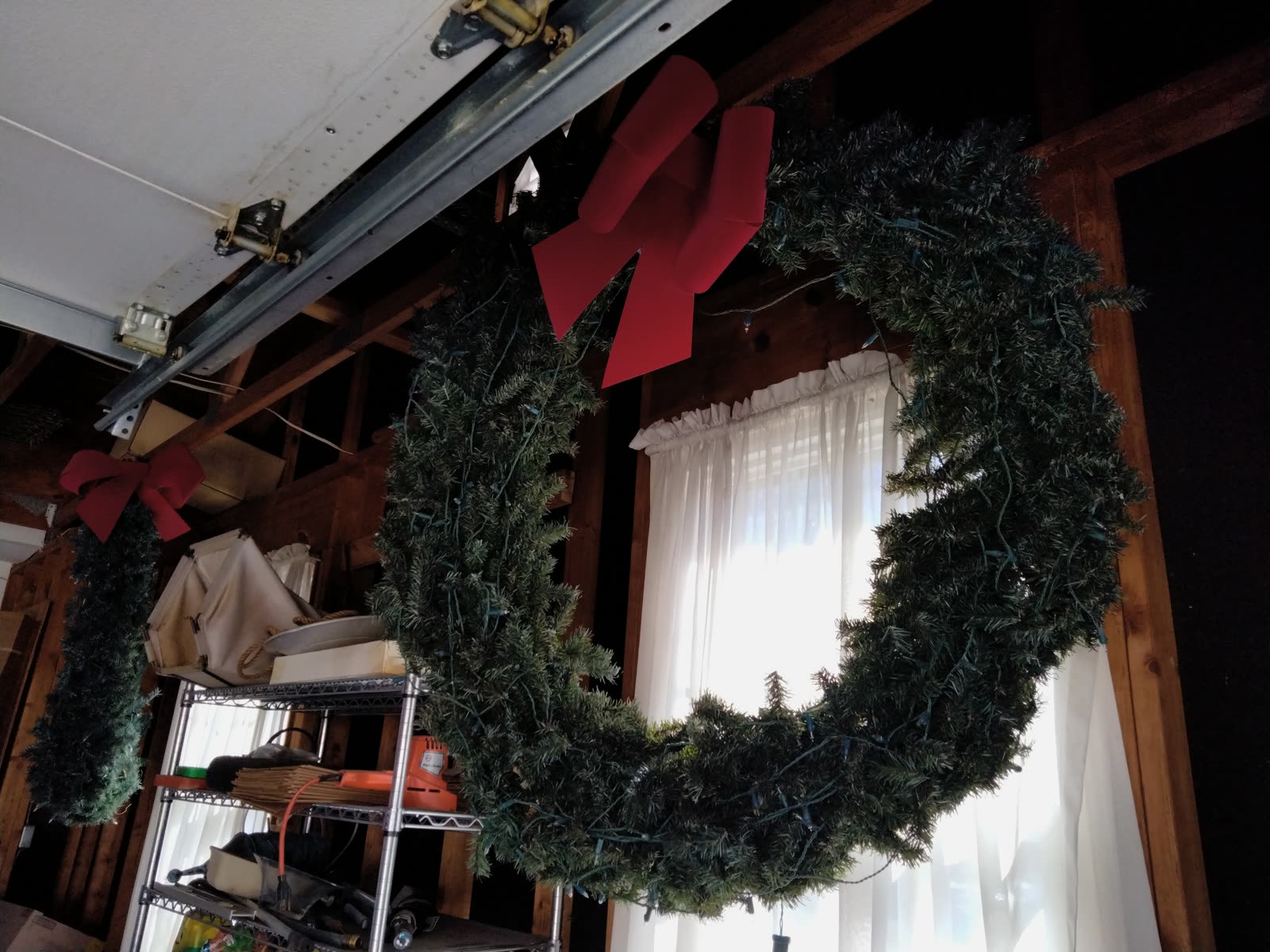 GA-018 Oversized Holiday Wreaths Lot image 2