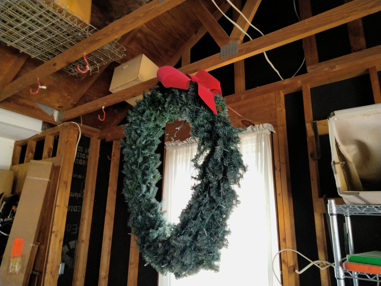 GA-018 Oversized Holiday Wreaths Lot image 3
