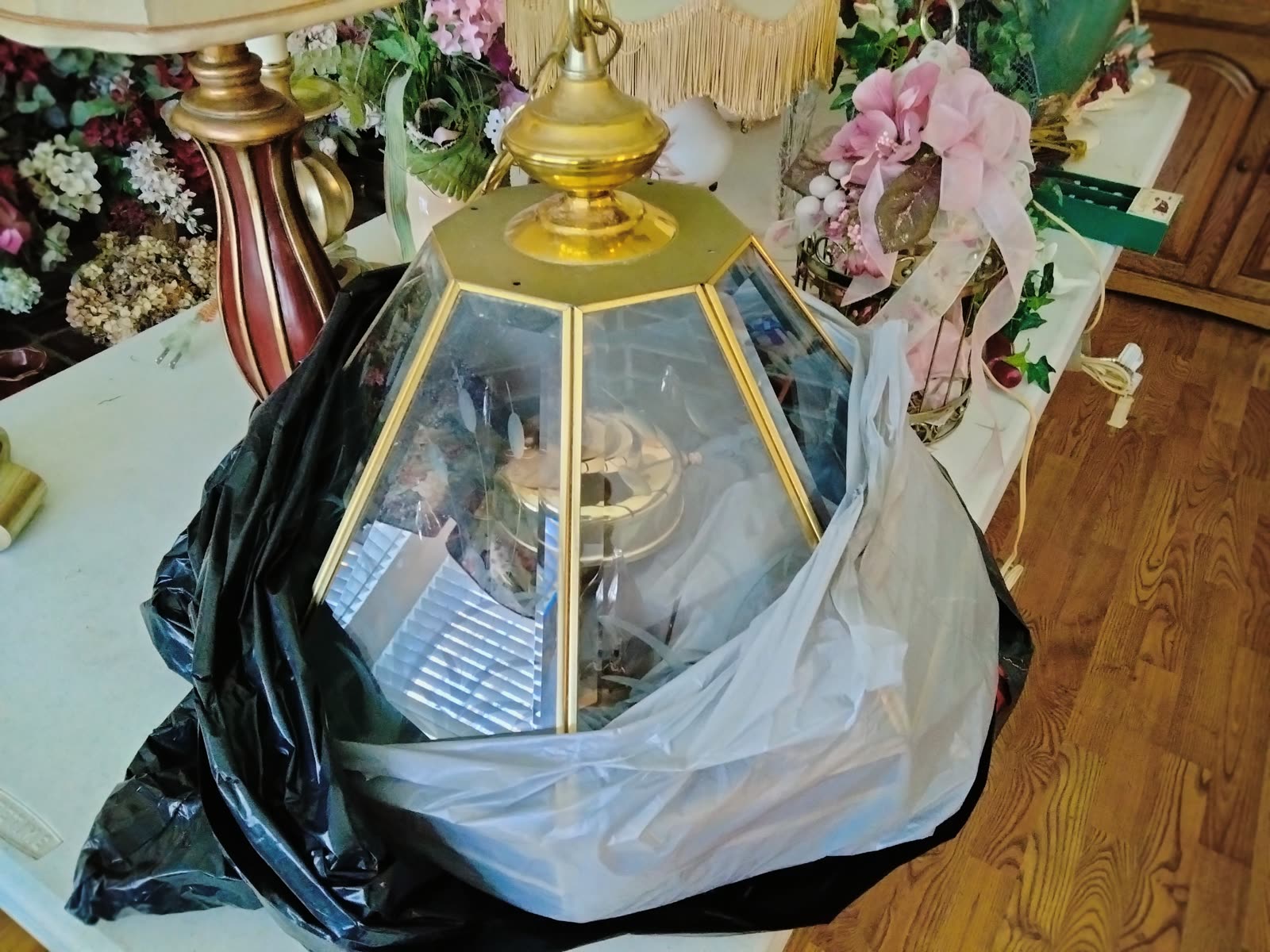 LA-002 Hanging/Chandelier Lamp image 1