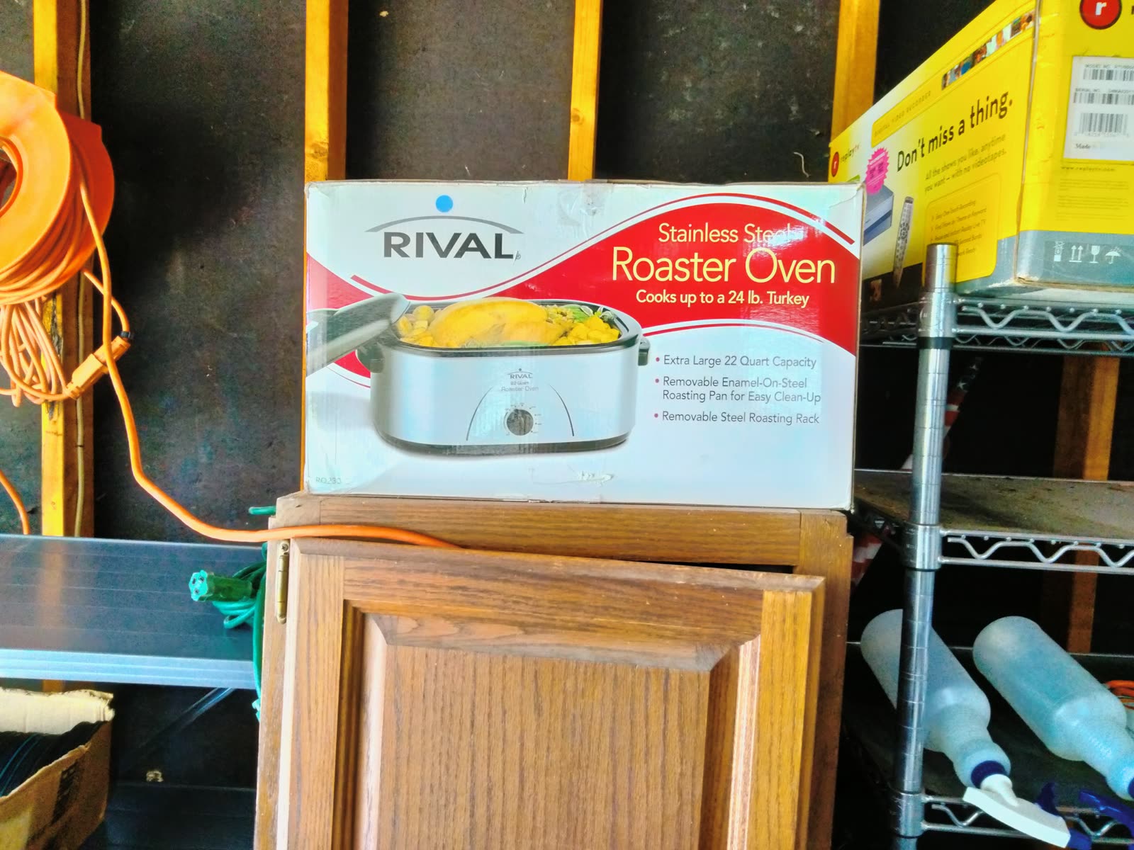 KT-010 Rival Roaster Oven image 1