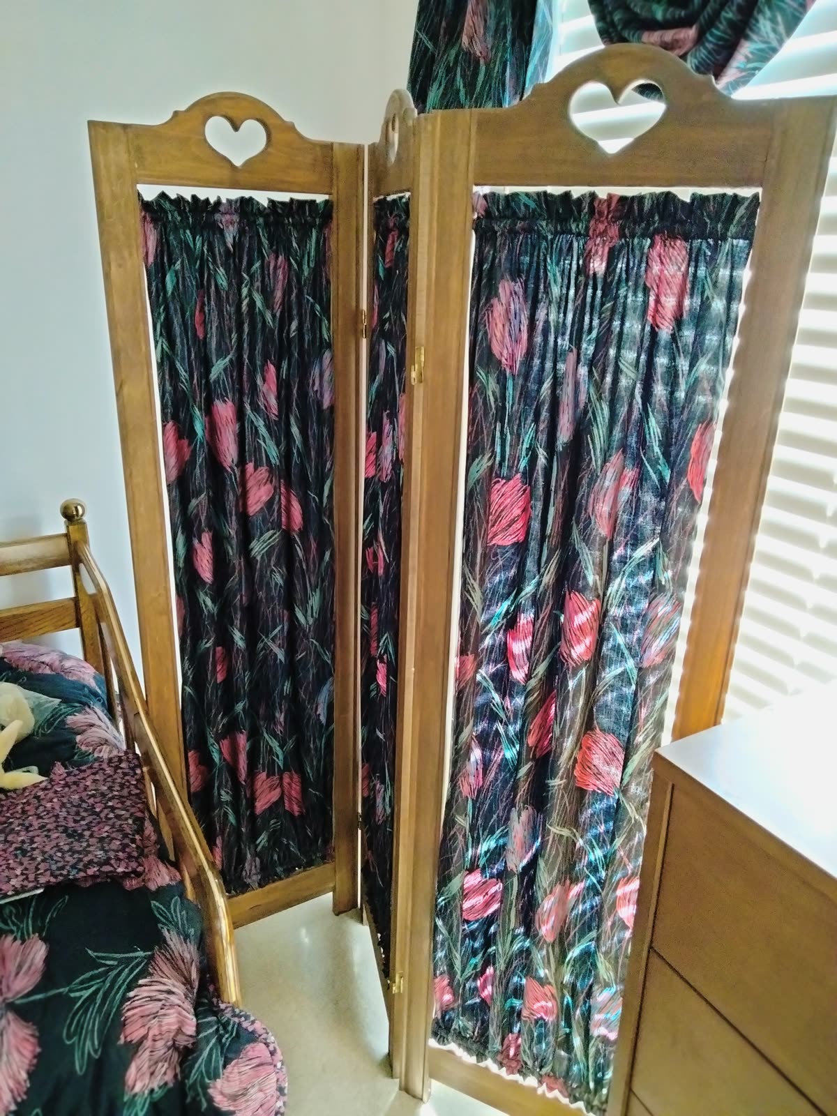 B2-006 Custom Privacy Seperator image 3