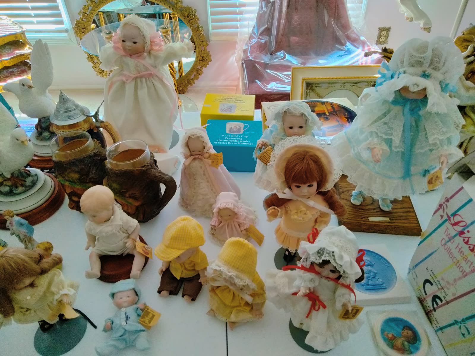 C3-016 Assorted collectible dolls and figurines image 2