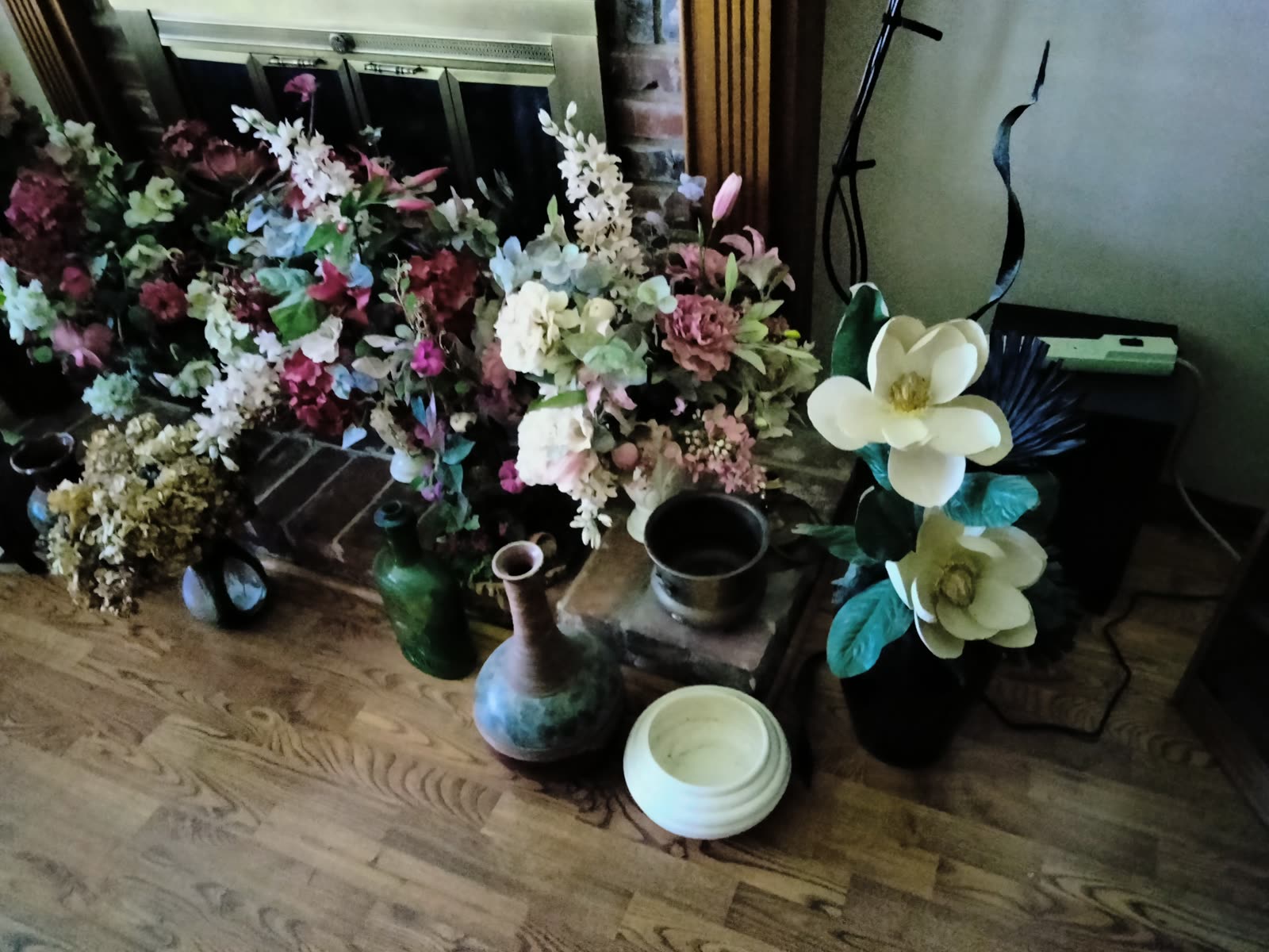 FD-002 Floral Crafts with Vases and Decor image 2